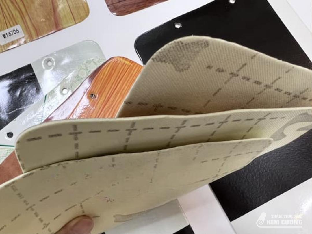 Thảm Nhựa Trải Sàn Dạng Cuộn